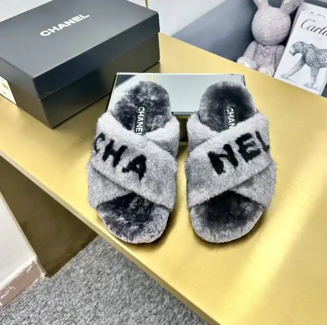 hype Chanel Slippers