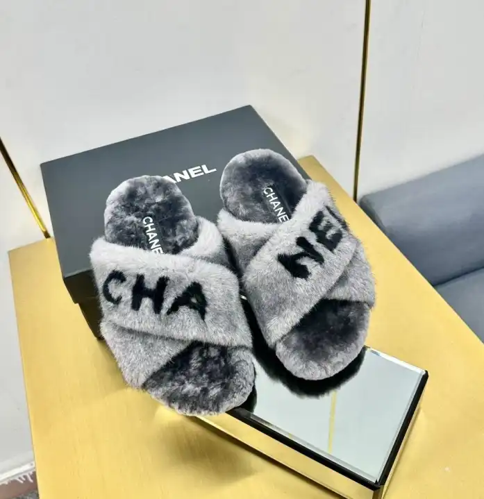 hype Chanel Slippers