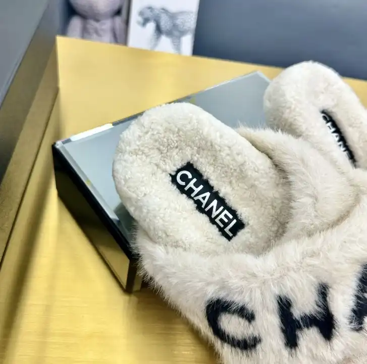 hype Chanel Slippers