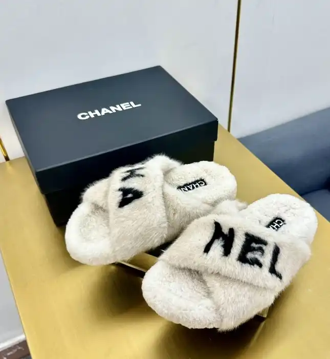 hype Chanel Slippers