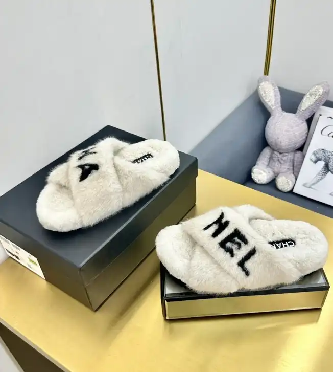 hype Chanel Slippers