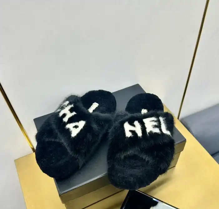 hype Chanel Slippers