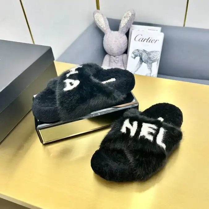 hype Chanel Slippers