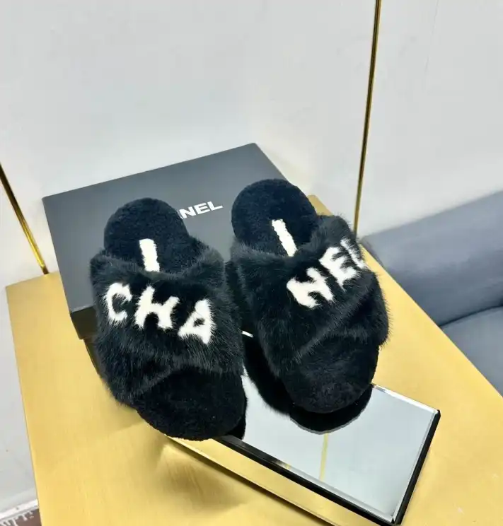 hype Chanel Slippers