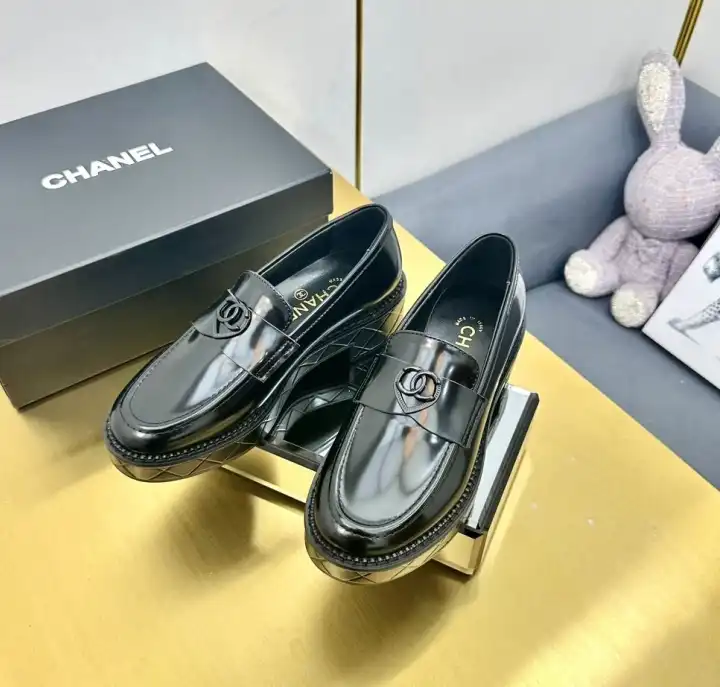 hype Chanel Boots