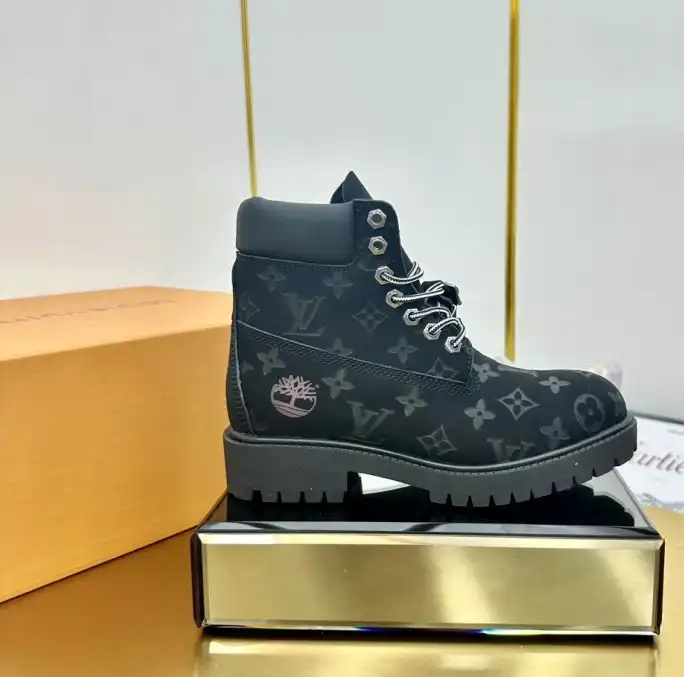 hype LV Boots