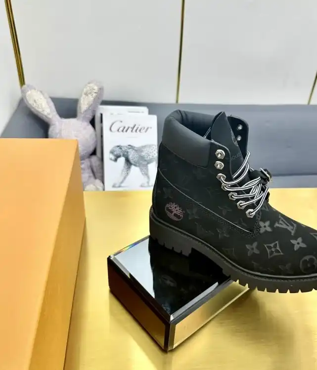 hype LV Boots