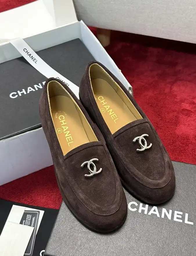 hype Chanel Boots