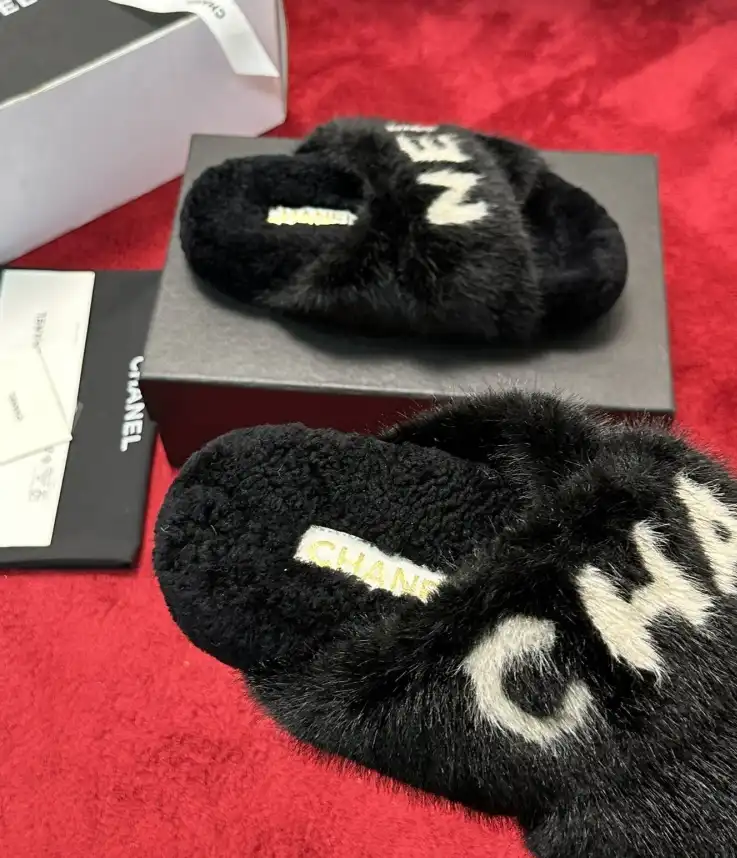 hype Chanel Slippers