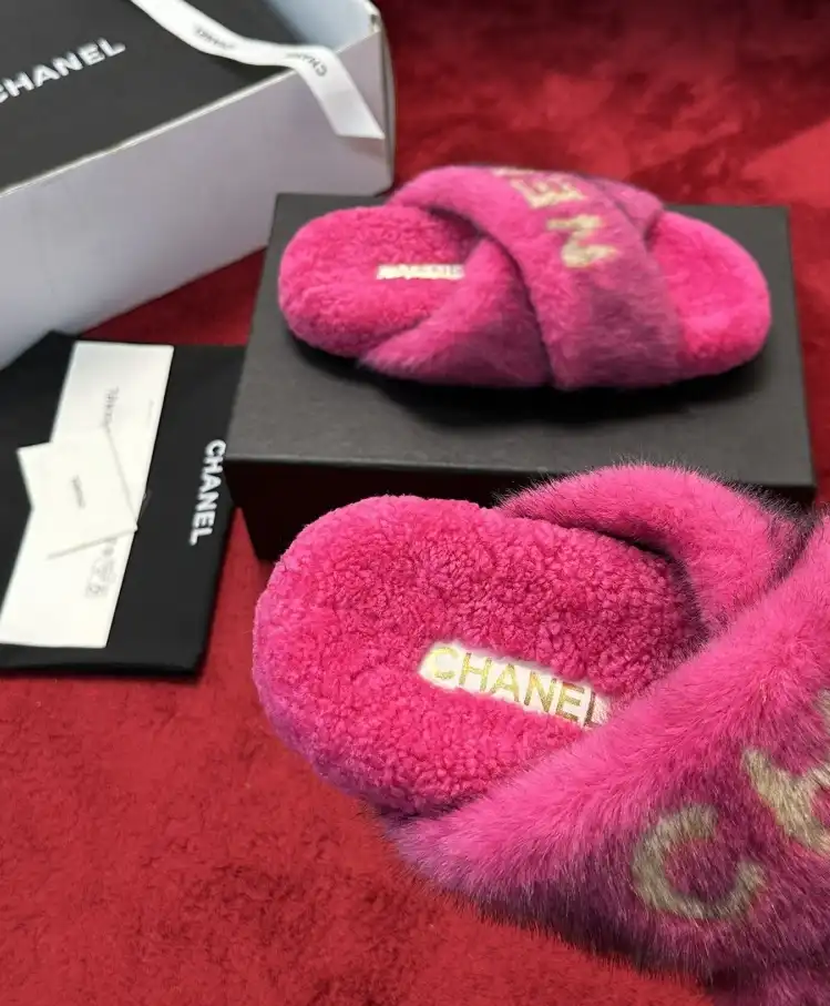 hype Chanel Slippers