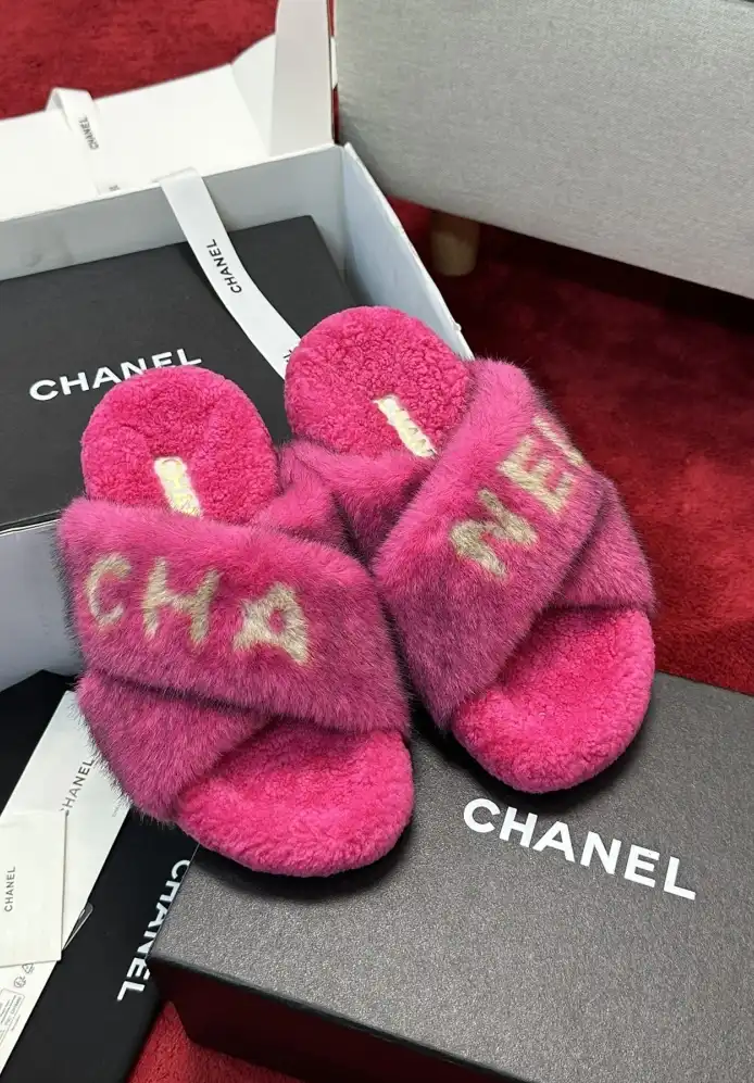 hype Chanel Slippers