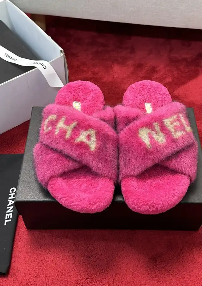 hype Chanel Slippers