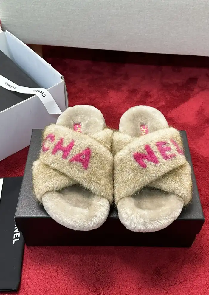 hype Chanel Slippers