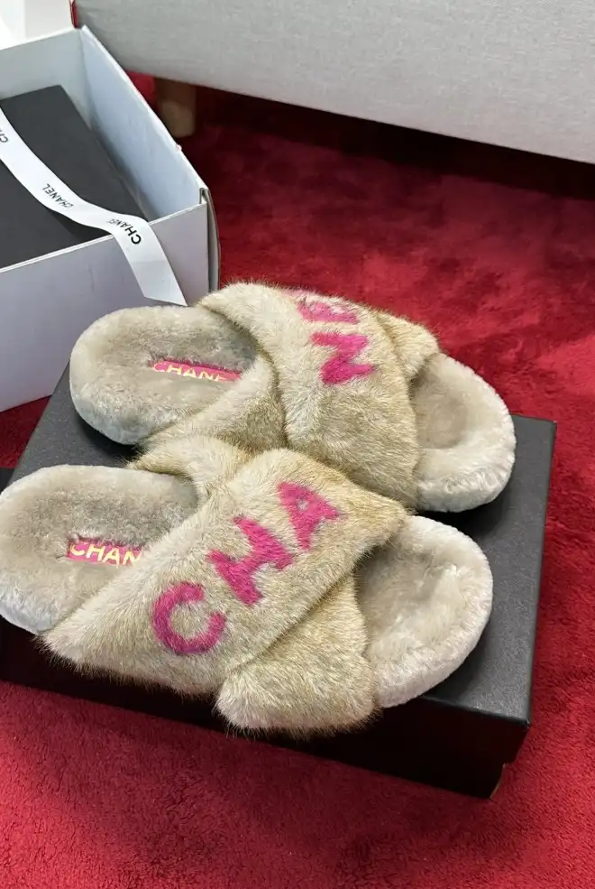 hype Chanel Slippers