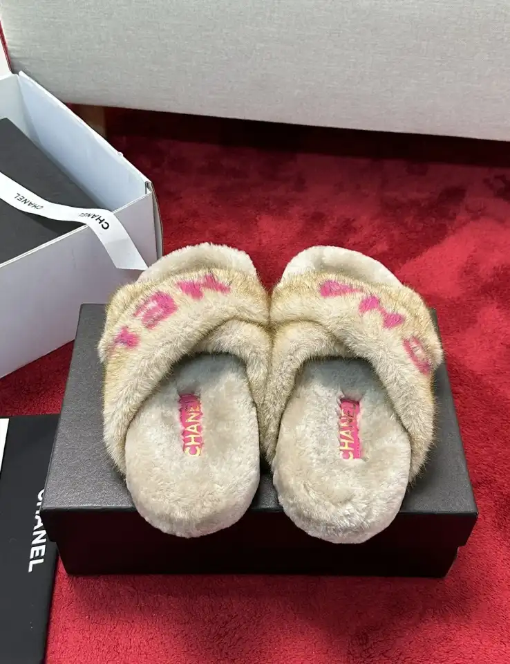 hype Chanel Slippers