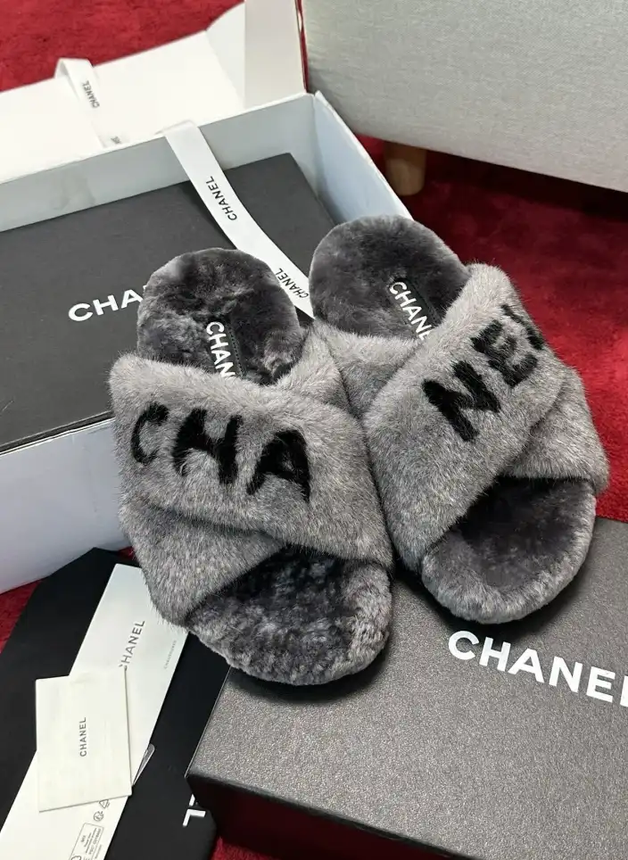 hype Chanel Slippers