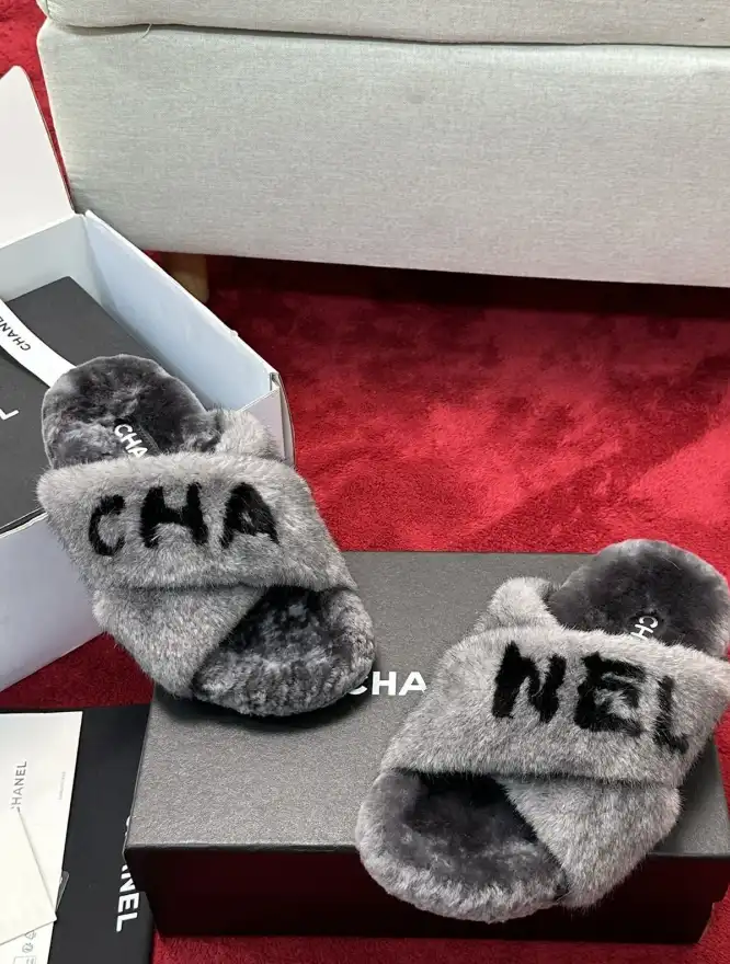 hype Chanel Slippers