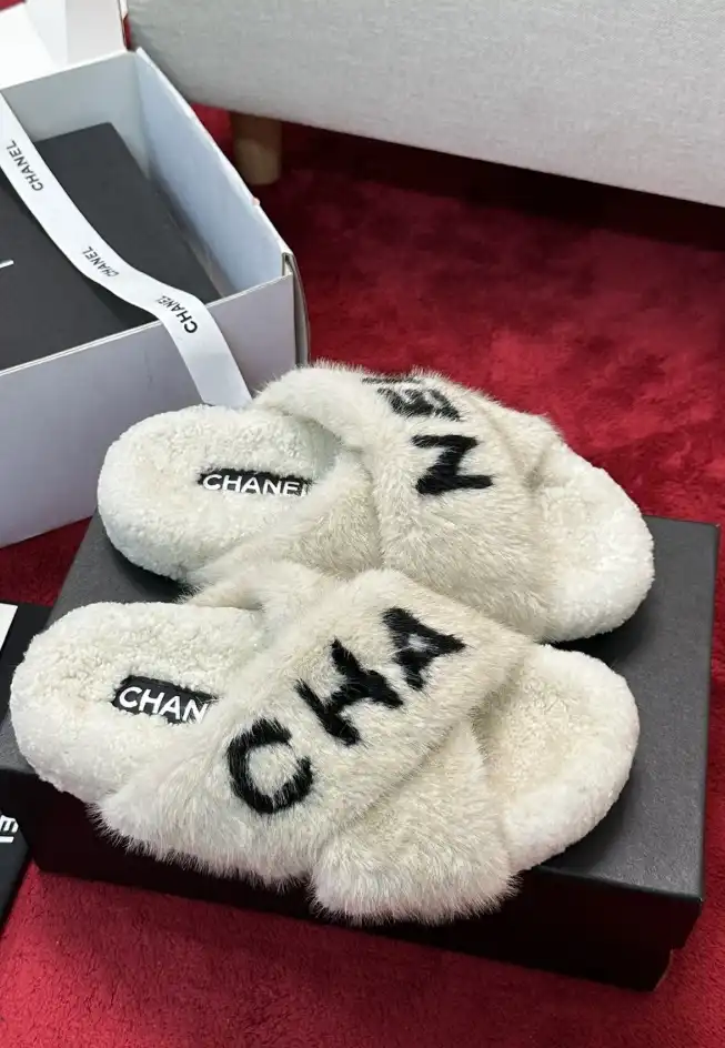 hype Chanel Slippers