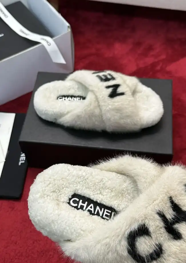 hype Chanel Slippers