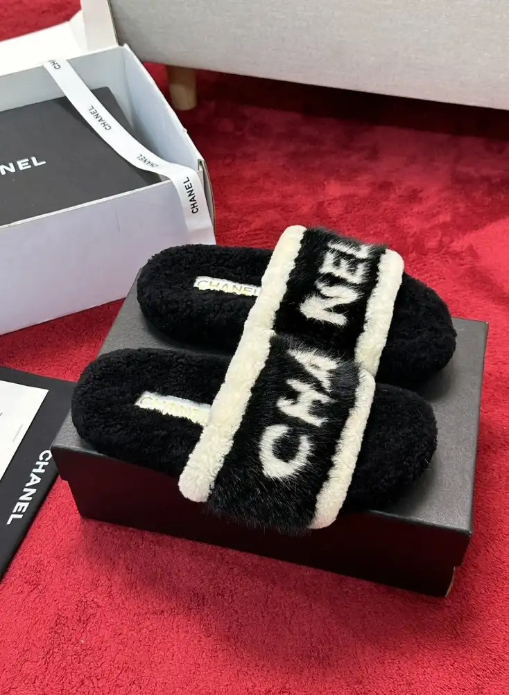 hype Chanel Slippers