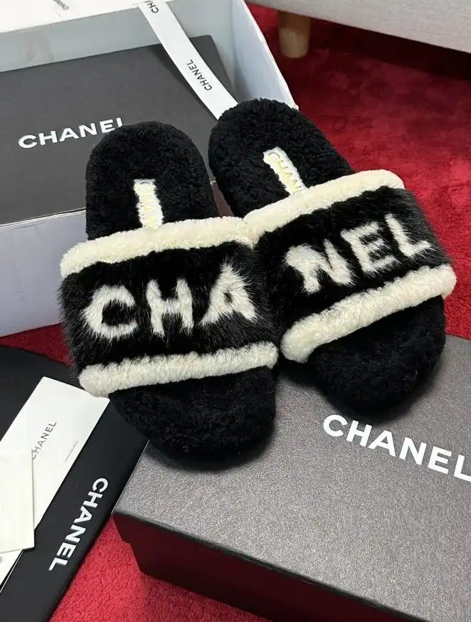 hype Chanel Slippers