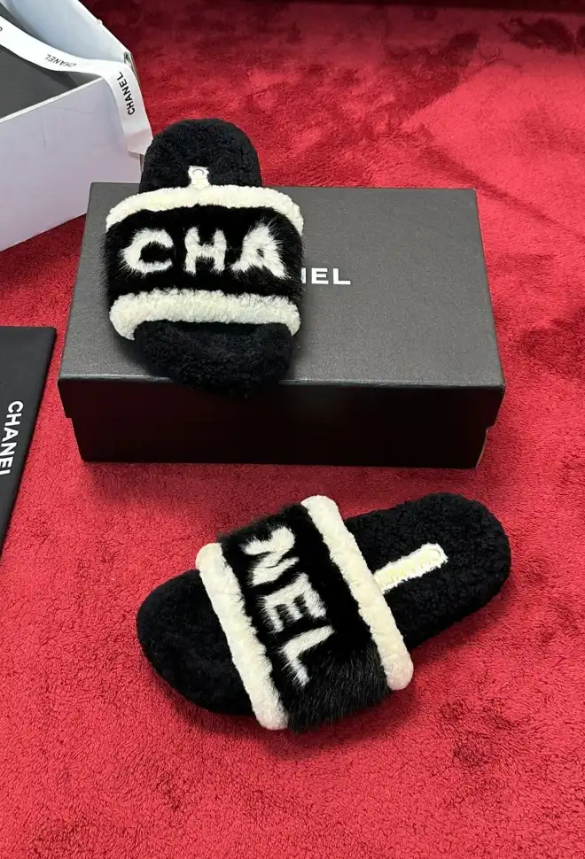 hype Chanel Slippers