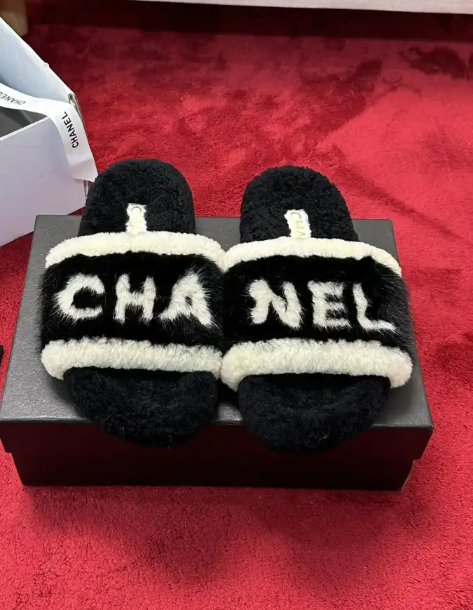 hype Chanel Slippers