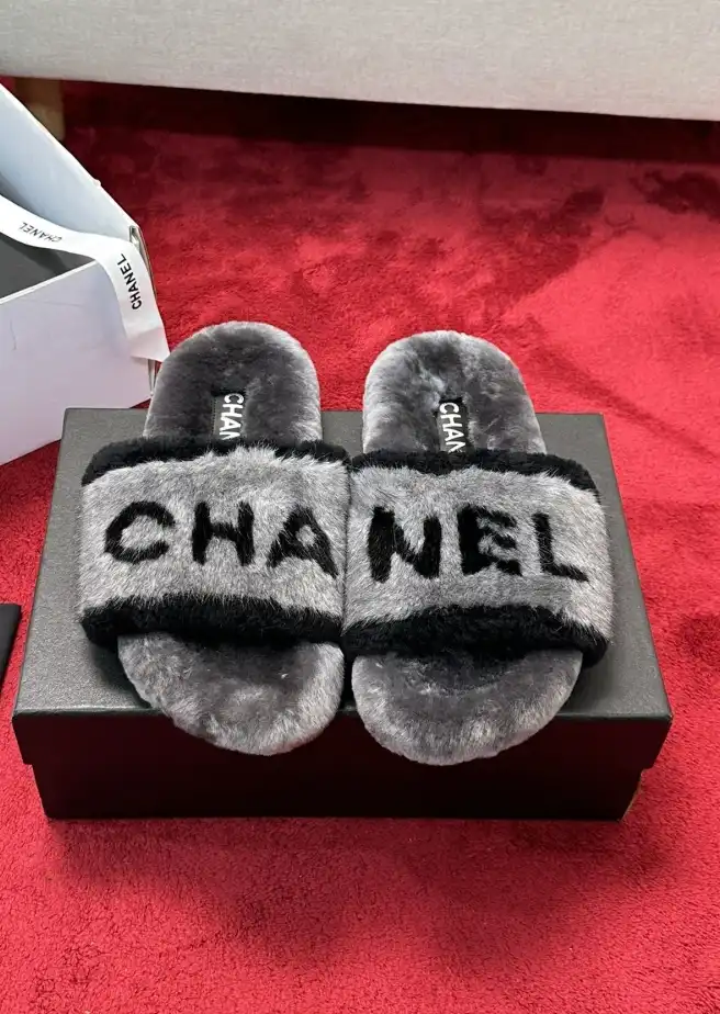 hype Chanel Slippers