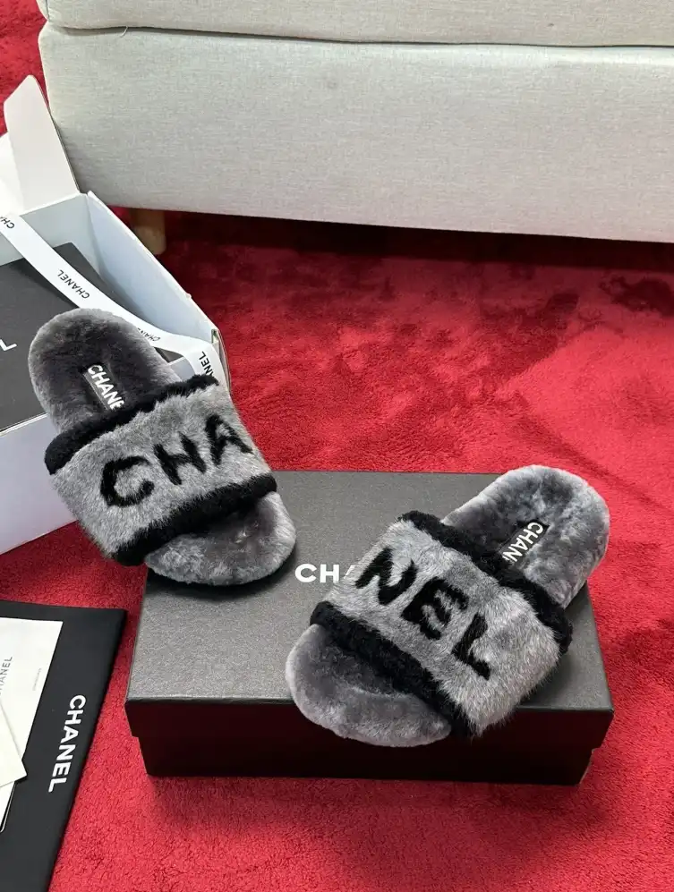 hype Chanel Slippers