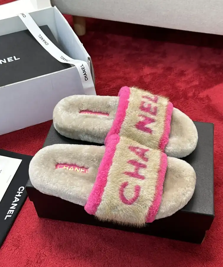 hype Chanel Slippers