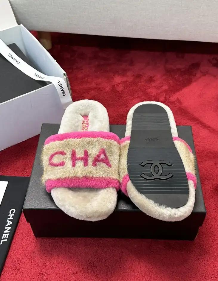 hype Chanel Slippers