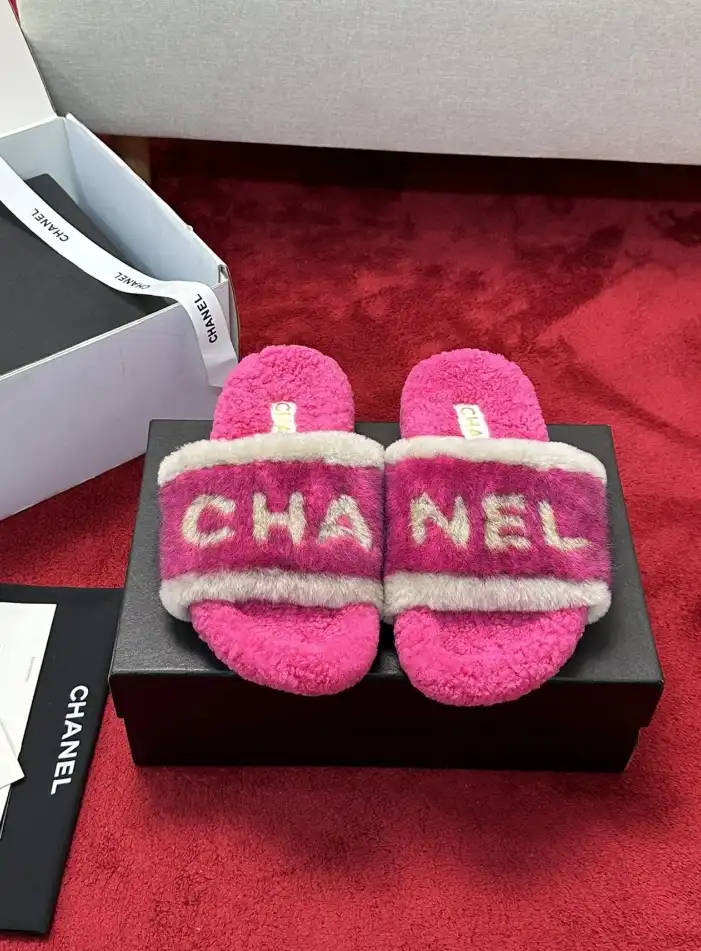 hype Chanel Slippers