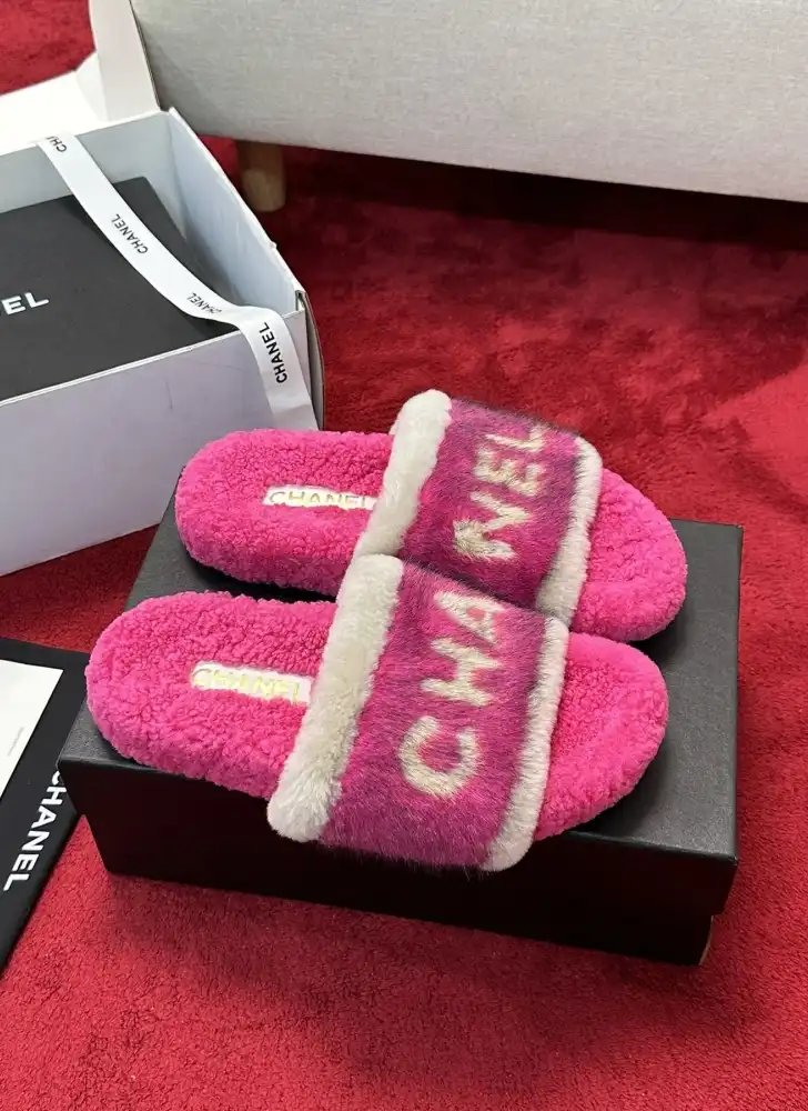 hype Chanel Slippers