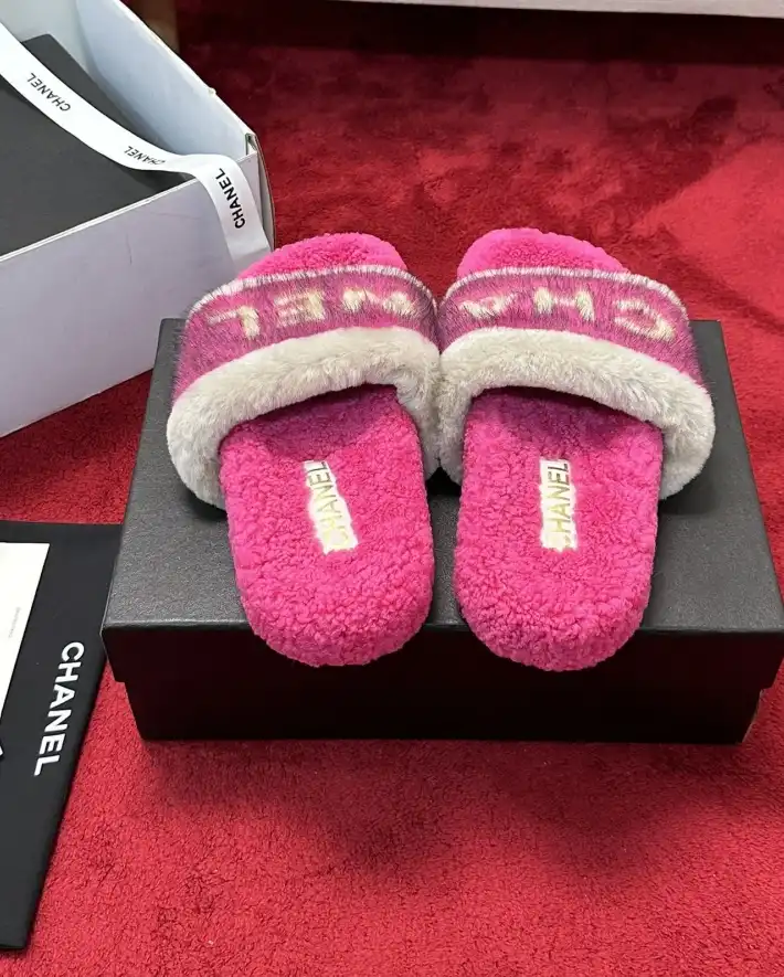 hype Chanel Slippers