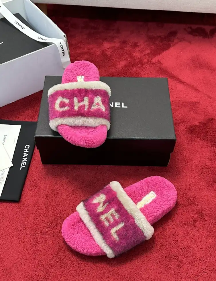 hype Chanel Slippers