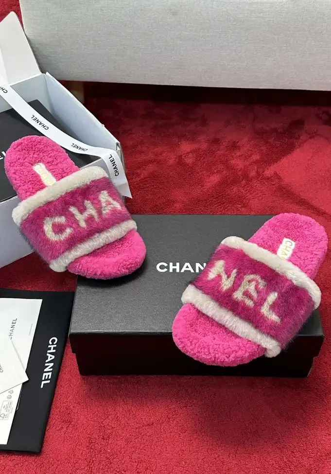 hype Chanel Slippers