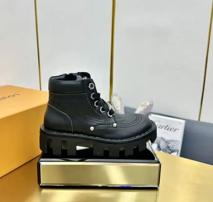 hype LV Boots