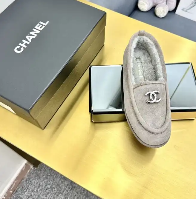 hype Chanel Boots