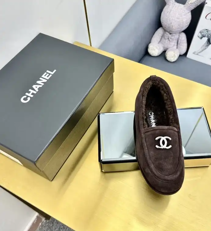 hype Chanel Boots