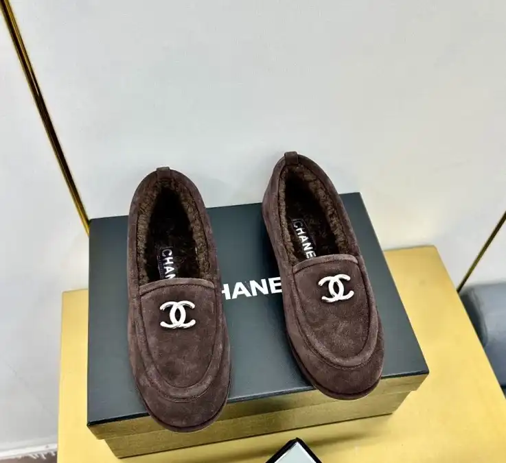 hype Chanel Boots