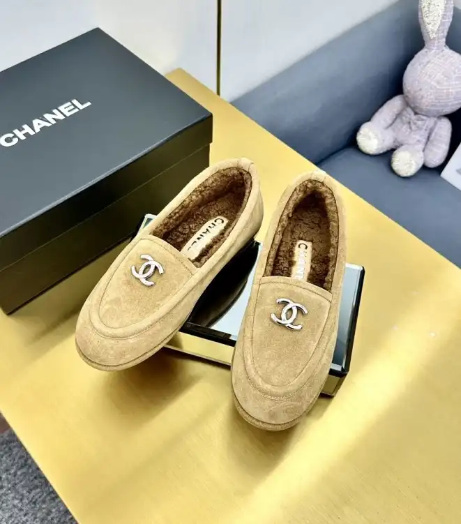 hype Chanel Boots