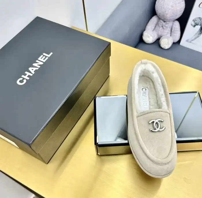 hype Chanel Boots