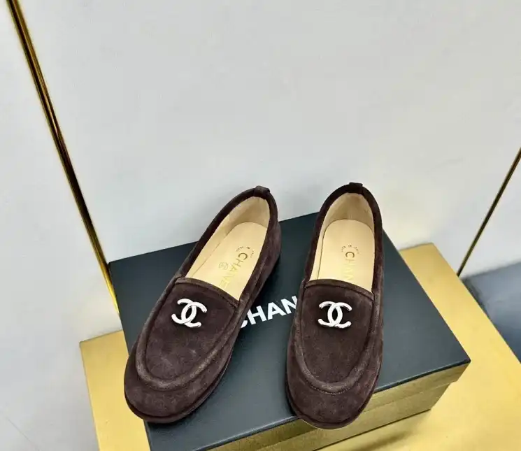 hype Chanel Boots