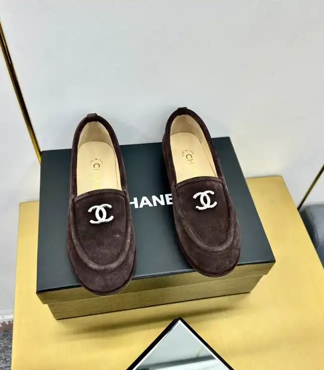 hype Chanel Boots