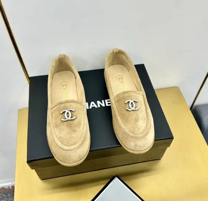 hype Chanel Boots