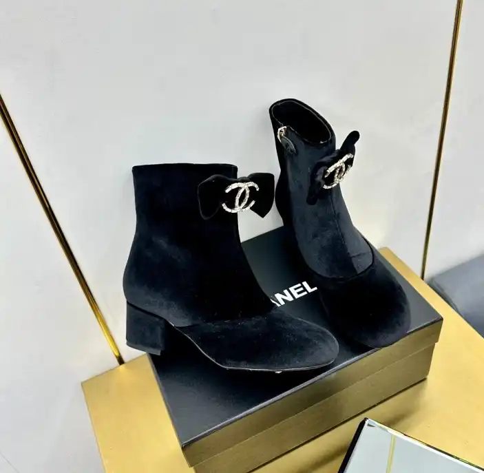 hype Chanel Leather Shoes