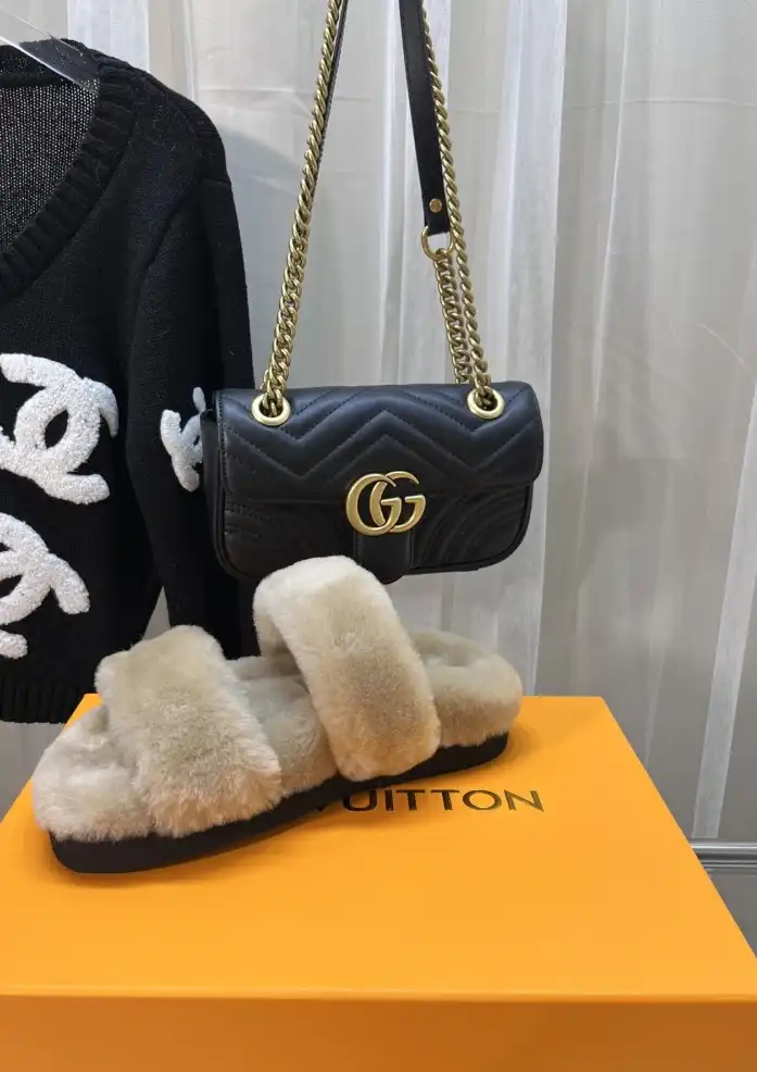 hype LV Slippers