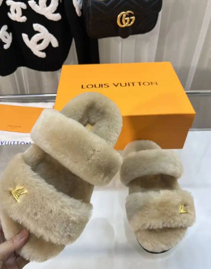 hype LV Slippers