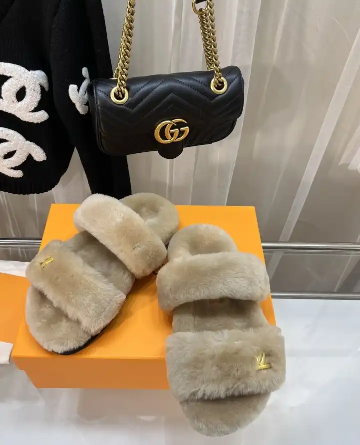 hype LV Slippers