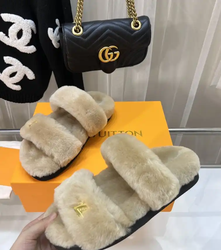 hype LV Slippers